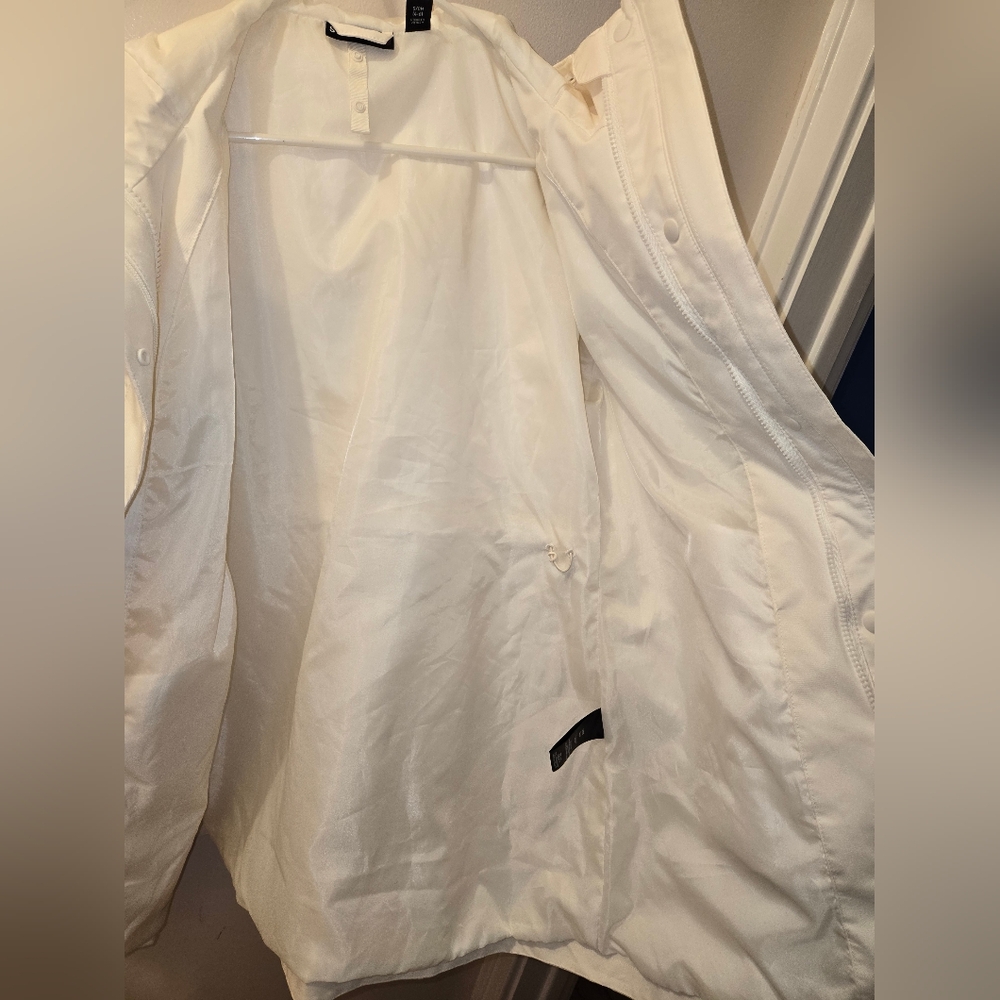 Swiss Tech Rain Jacket - Picture 13 of 14